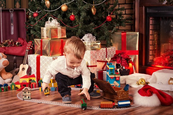 natale giocattoli bimbi jpg